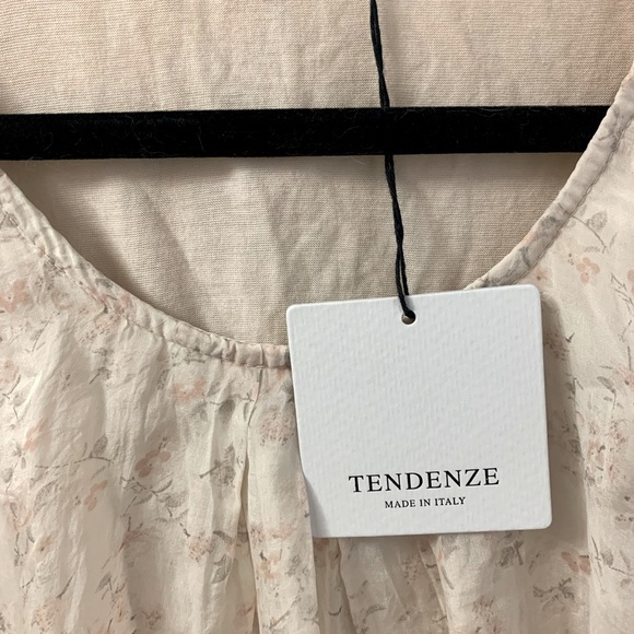 Tendenze Floral Silk Sleeveless Top Made in Italy (NWT) - Picture 2 of 15